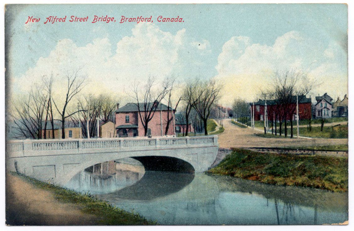 New_Alfred_Street_Bridge_1911.jpg